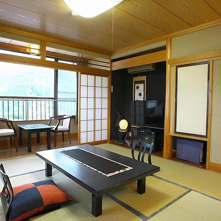 鬼怒川温泉旅之宿丸京 Fujiwara 外观 照片