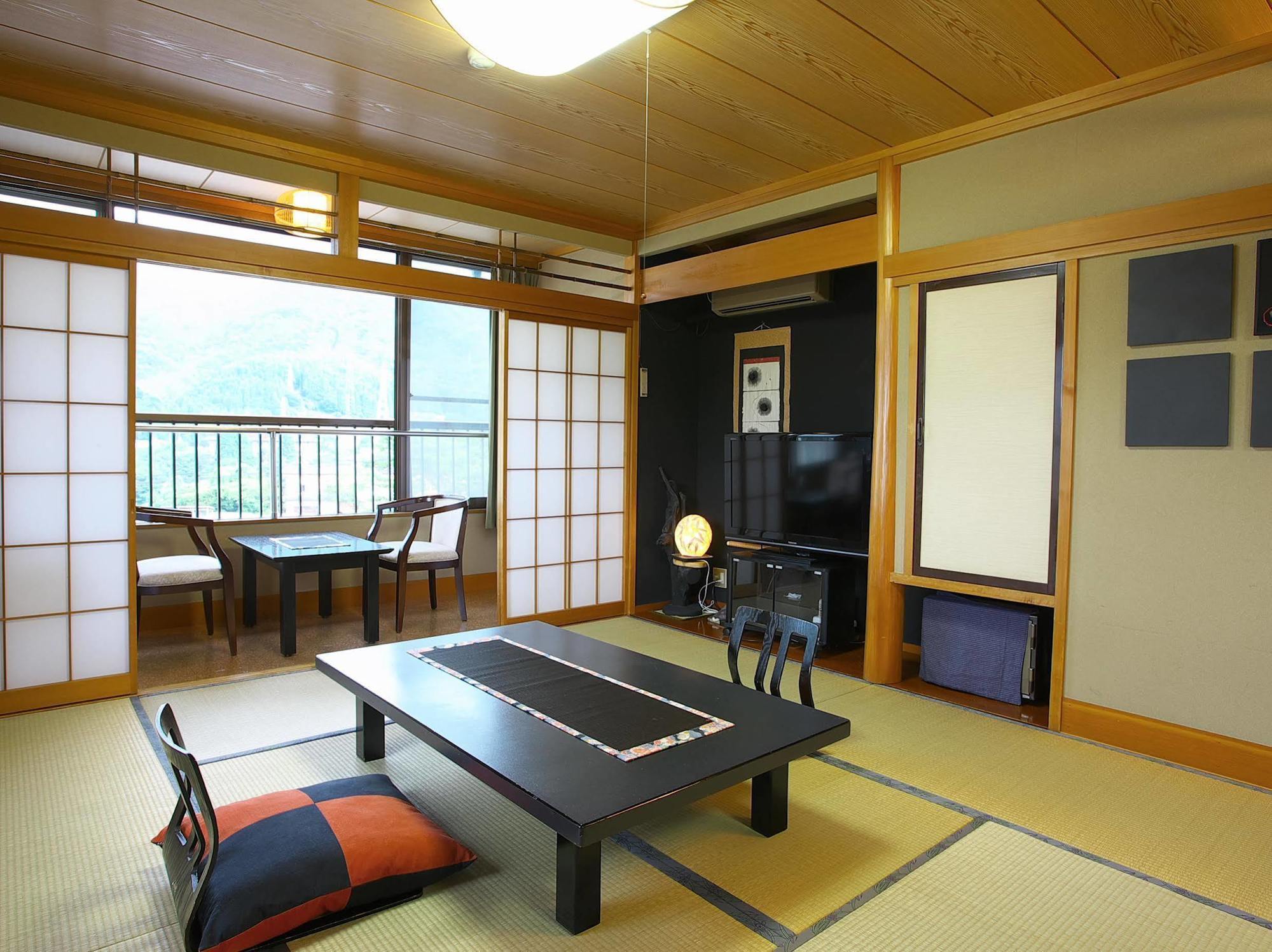 鬼怒川温泉旅之宿丸京 Fujiwara 外观 照片